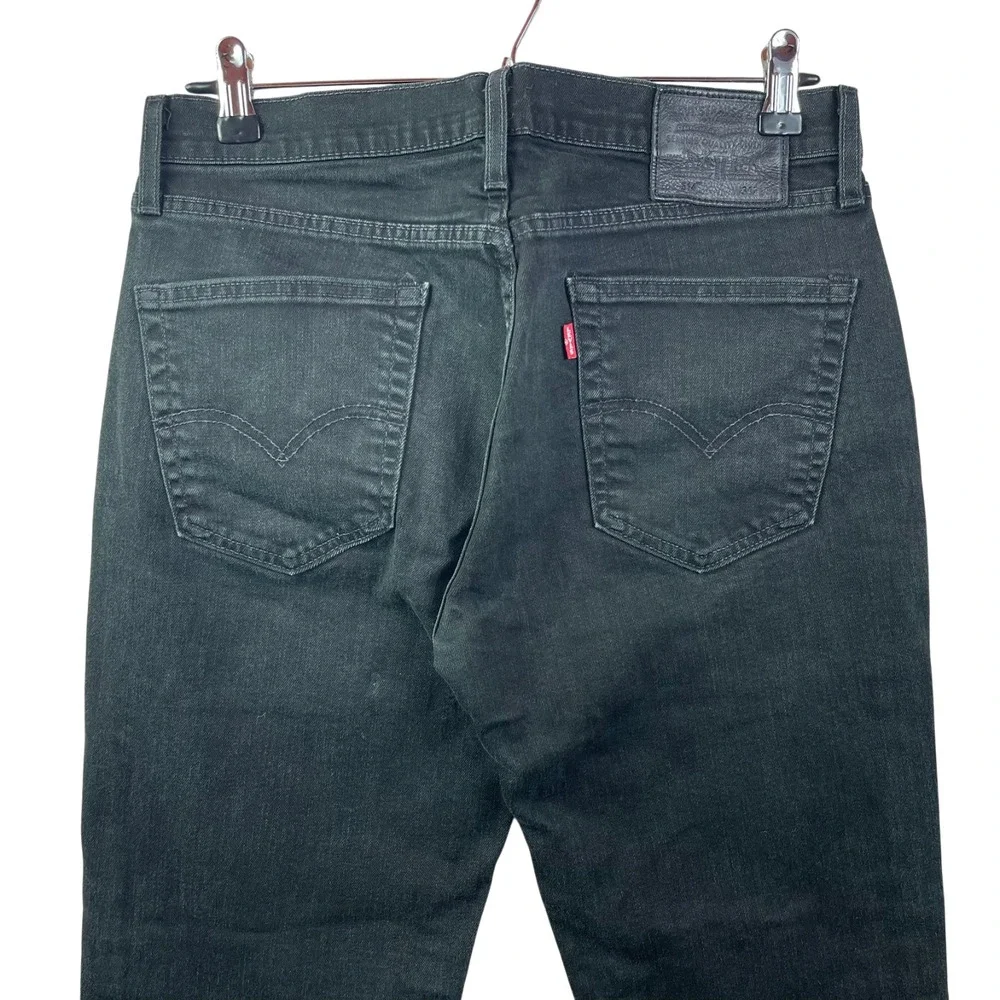 Levis levis 31 34